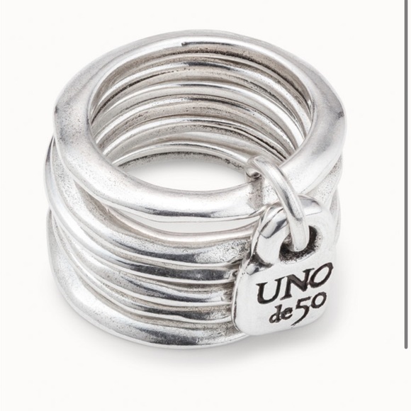 UNO de 50 Jewelry - UNO de 50 Silver Multi-Band Ring with Logo Charm